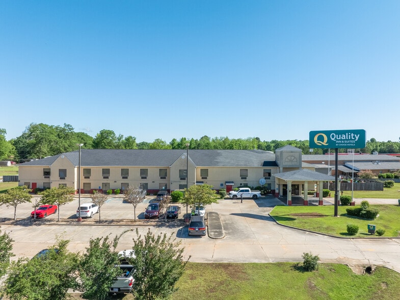 More Photos Of 120 Highway 21 S, Monroeville Hotel For Sale