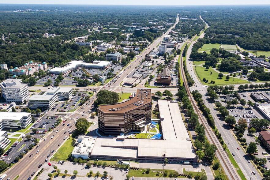 More Photos Of 6075 Poplar Ave, Memphis Coworking Space