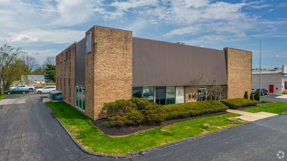 Primary Photo Of 5150 E Main St, Whitehall Office For Lease