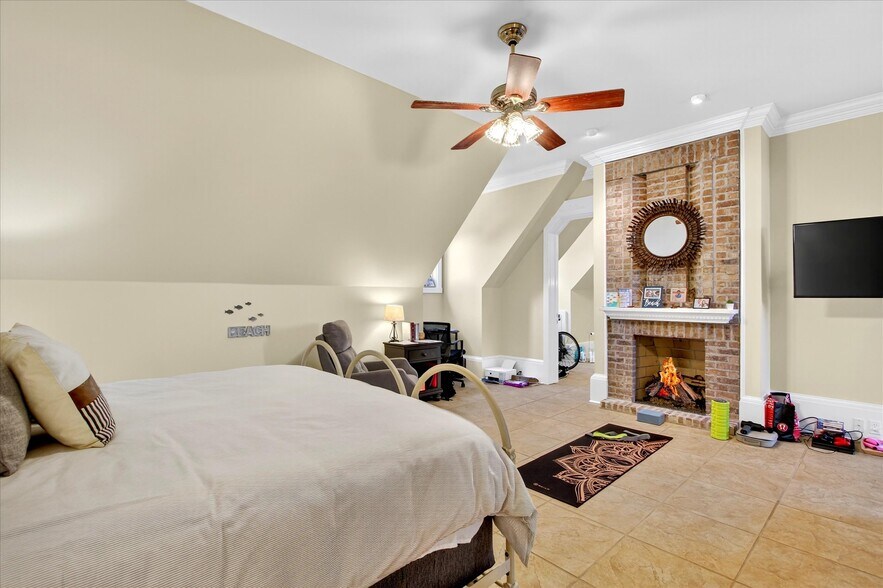 More Photos Of 1611 Glenn Swetman St, Biloxi Specialty For Sale