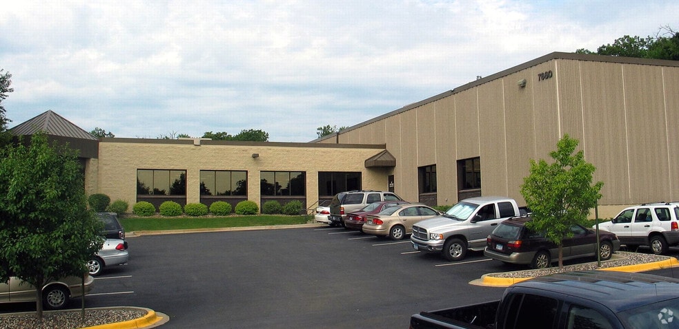 More Photos Of 7660 Quattro Dr, Chanhassen Warehouse For Sale