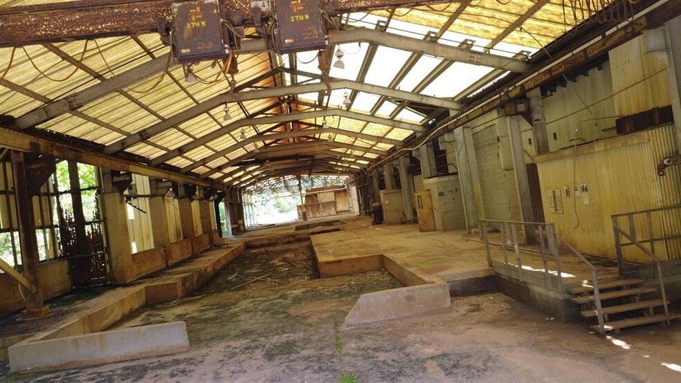More Photos Of 1626 Manilla Creek Rd, Poca Warehouse For Sale