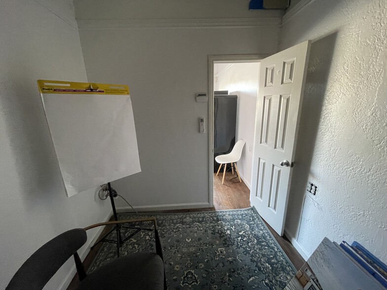 More Photos Of 3233 Myrtle Ave, San Diego Storefront For Lease