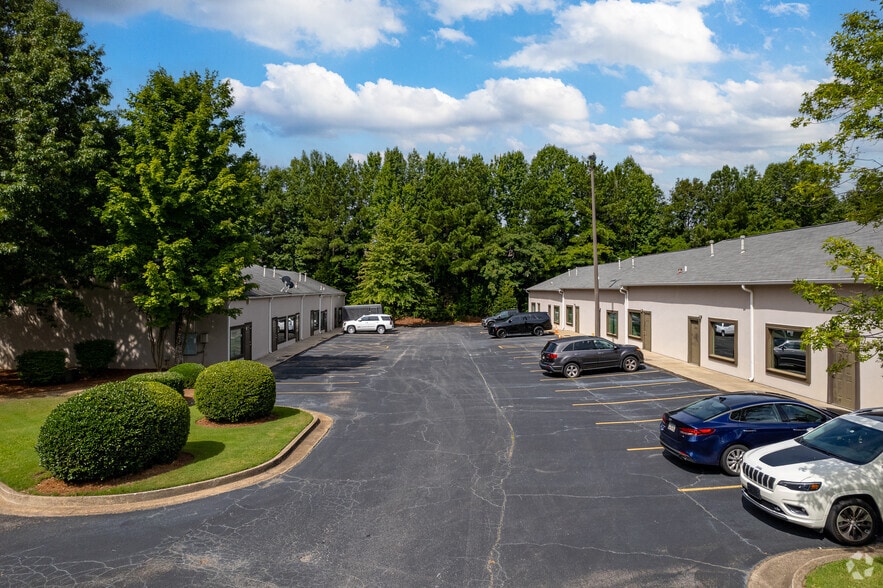 More Photos Of 2070 Attic Pky NW, Kennesaw Light Manufacturing For Lease