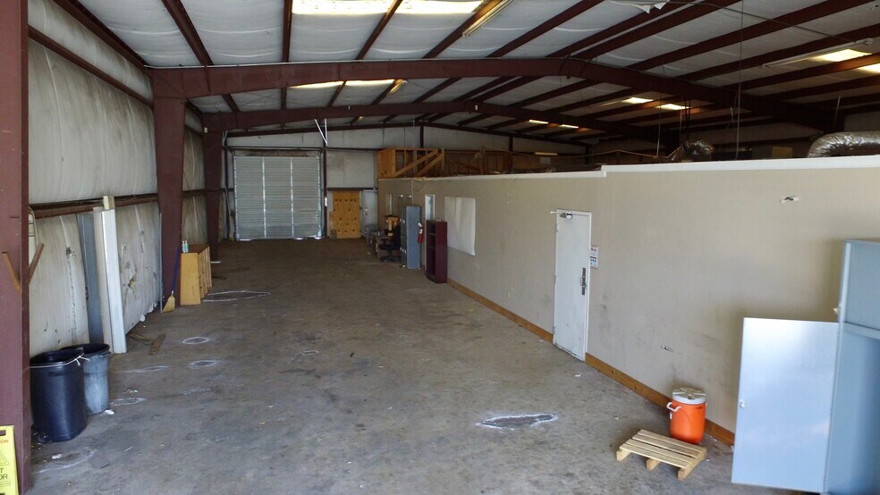 Primary Photo Of 2717 Ruby, Gonzales Service For Lease