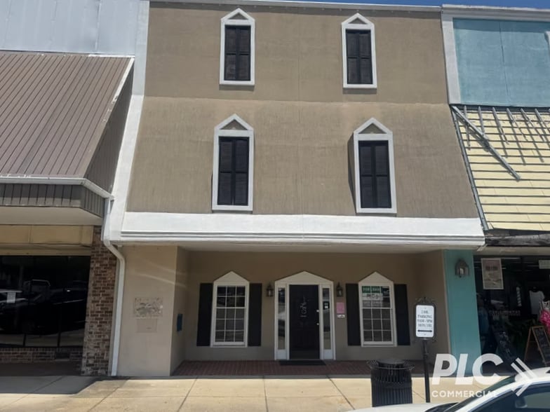 Primary Photo Of 88 Public Sq, Darlington Office For Lease
