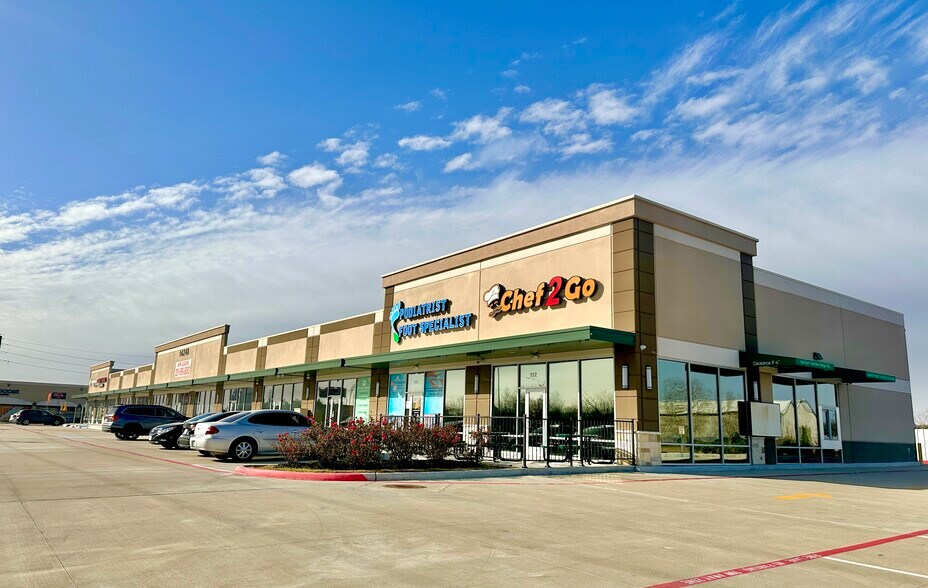 More Photos Of 14248 Bellaire Blvd, Houston General Retail For Sale