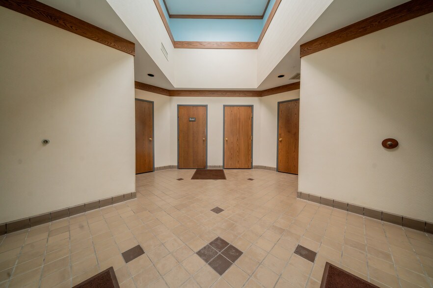 More Photos Of 12575 Rockside Rd, Garfield Heights Medical For Sale