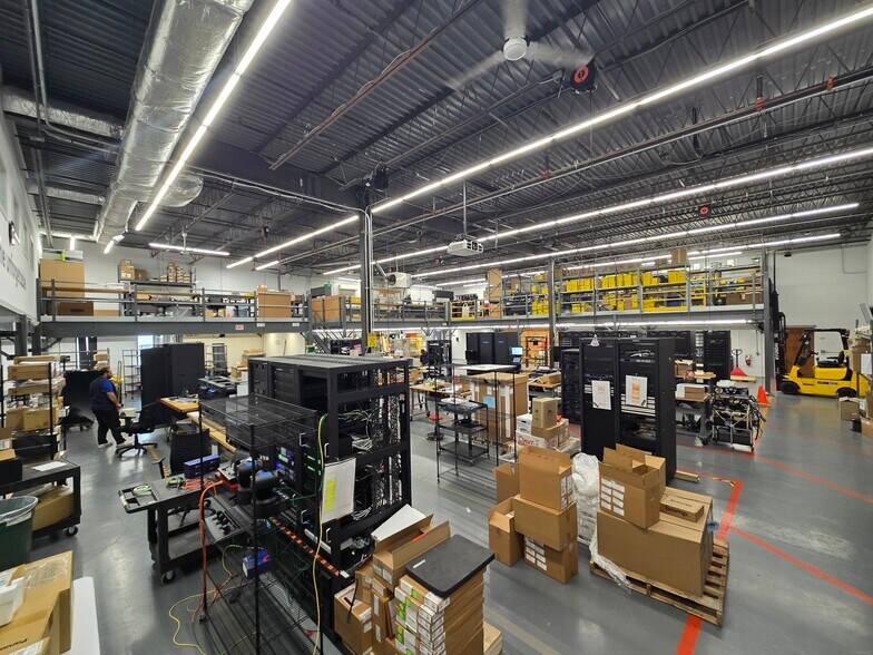 More Photos Of 363 Market St, Kenilworth Warehouse For Lease