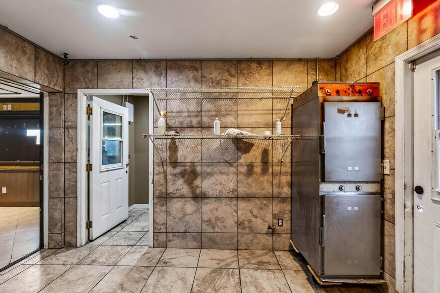 More Photos Of 102 Phillips Dairy Rd, Palatka Restaurant For Sale