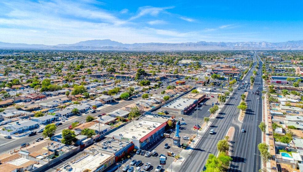 More Photos Of 4211 W Sahara Ave, Las Vegas Storefront Retail Office For Sale