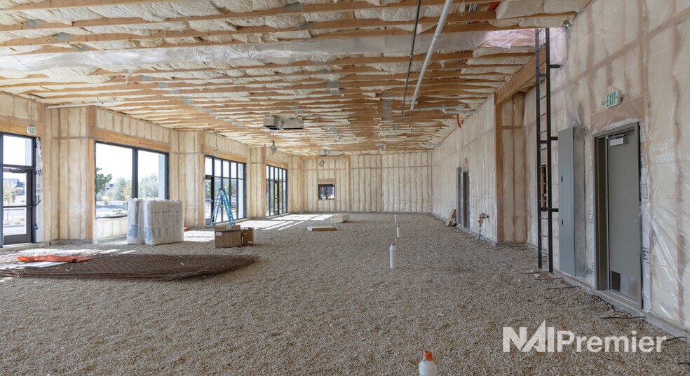 More Photos Of 172 Pleasant Grove Blvd, Pleasant Grove Restaurant For Sale