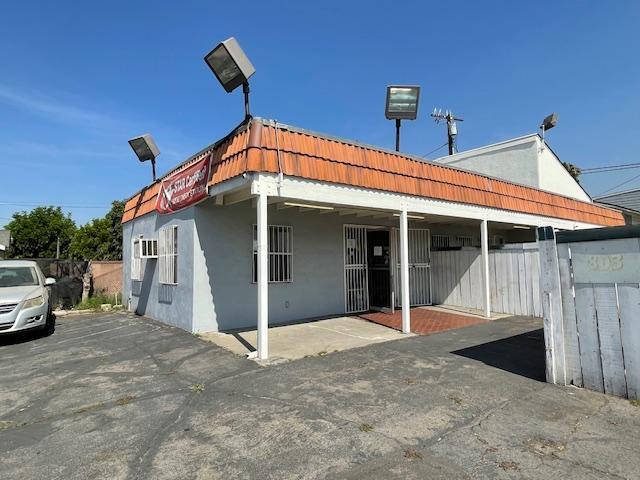 More Photos Of 803 E Holt Ave, Ontario Auto Dealership For Sale
