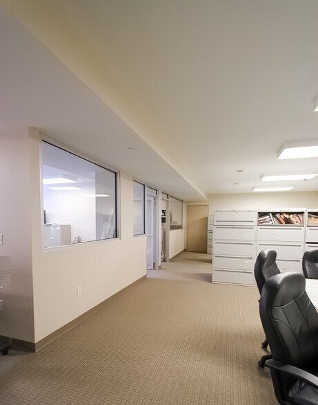 More Photos Of 120-124 E Lancaster Ave, Ardmore Office For Lease