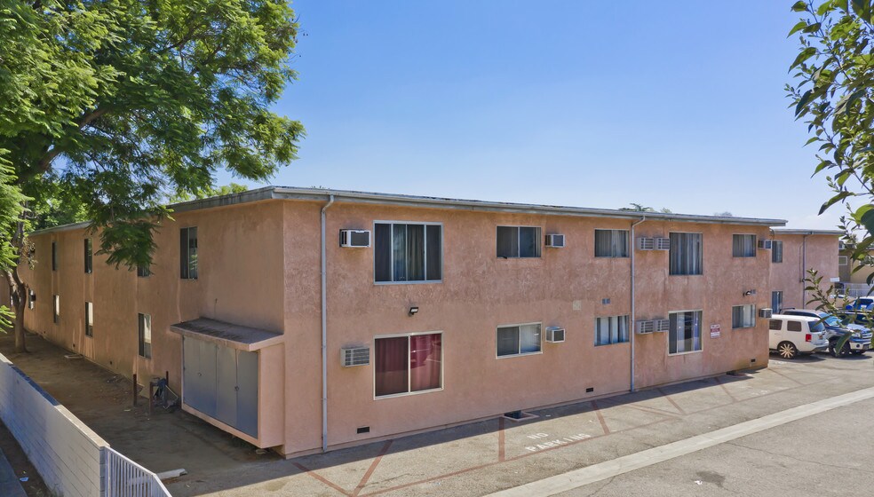 More Photos Of 9075 Cedros Ave, Panorama City Apartments For Sale