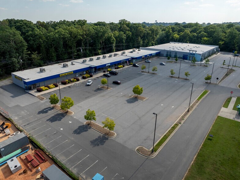 More Photos Of 413 Cannon blvd, Kannapolis Land For Sale