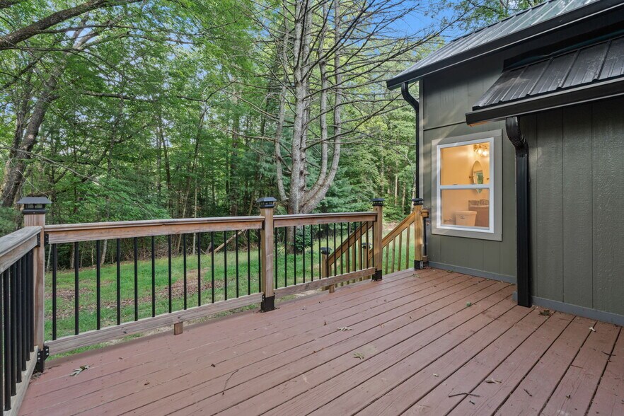 More Photos Of 122 Highlands View Rd, Highlands Specialty For Sale