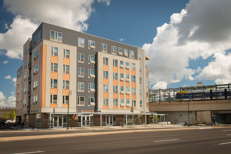 Primary Photo Of 2220 E Lake St, Minneapolis Apartments For Lease