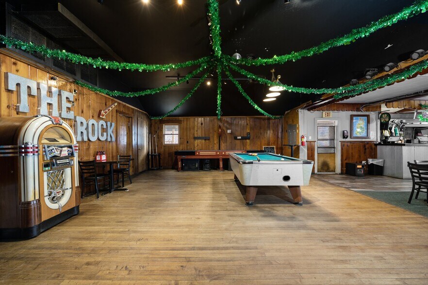 More Photos Of , Beaver Island General Retail For Sale