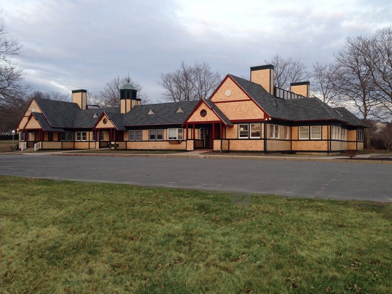 More Photos Of 294 Valley Rd, Middletown Office For Lease