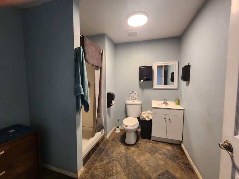 More Photos Of 6619 62 1/2 Ave NW, Blaisdell Distribution For Sale