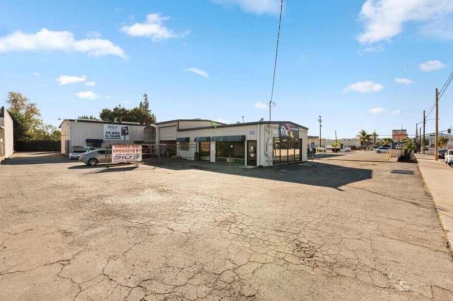 More Photos Of 1117-1121 Broadway, El Cajon Auto Repair For Lease