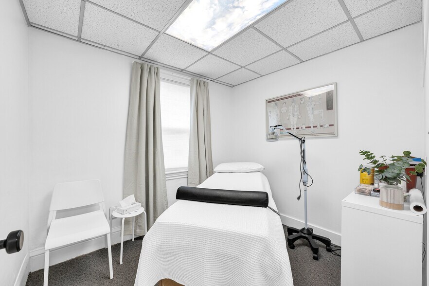 More Photos Of 63 S Main St, Natick Medical For Sale