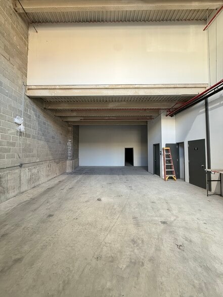 More Photos Of 2108 College Point Blvd, College Point General Retail For Lease