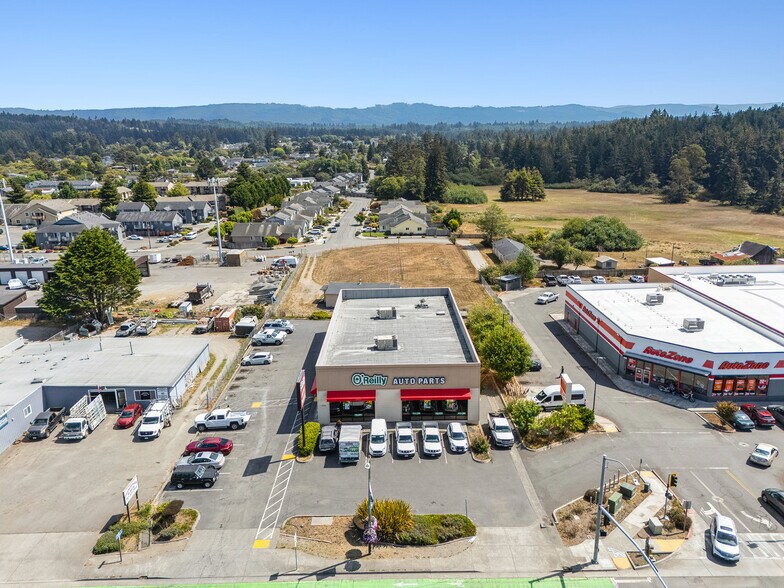 More Photos Of 1605 Central Ave, Mckinleyville Auto Repair For Sale