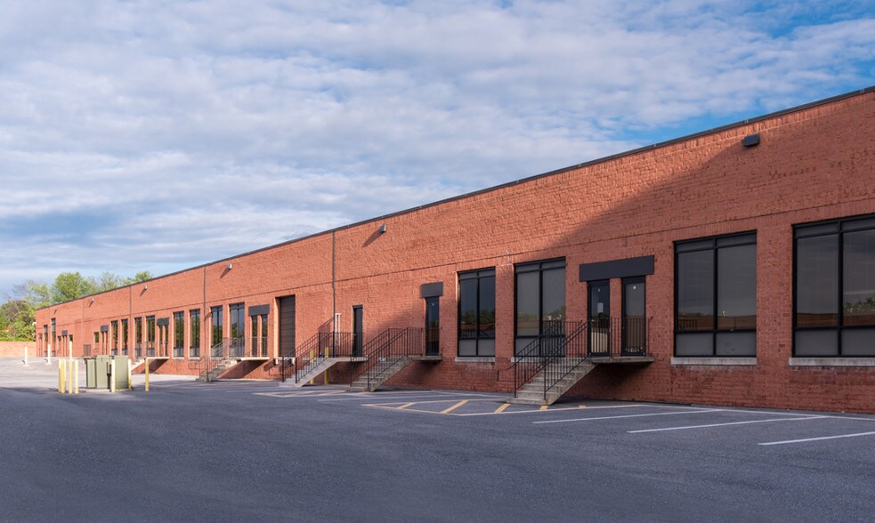 More Photos Of 2505 Lord Baltimore Dr, Windsor Mill Unknown For Lease