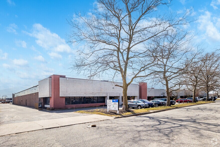 Primary Photo Of 12-1 Dubon Ct, Farmingdale Service For Lease