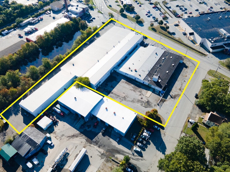 More Photos Of 699 Tarkiln Hill Rd, New Bedford Distribution For Sale