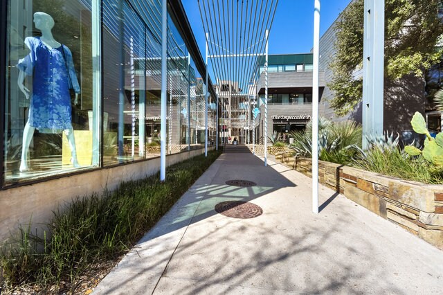 More Photos Of 1400 S Congress Ave, Austin Office For Lease