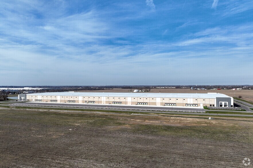 More Photos Of 4212 Owens Farm Ct, Greenfield Distribution For Lease