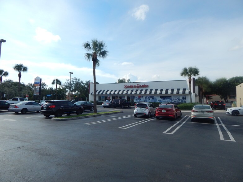 More Photos Of 15625 SW 88th St, Miami Unknown For Lease