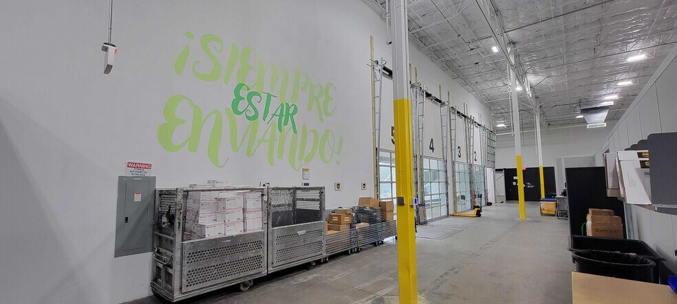 More Photos Of 1701-1729 NW 84th Ave, Miami Warehouse For Lease