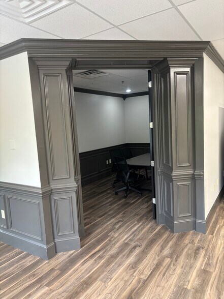 More Photos Of 3325 Aspen Grove Dr, Franklin Loft Creative Space For Sale