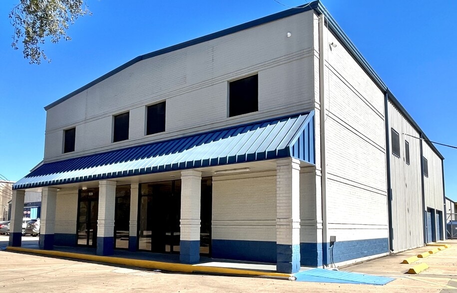 Primary Photo Of 3526-3530 Lang Rd, Houston Unknown For Lease
