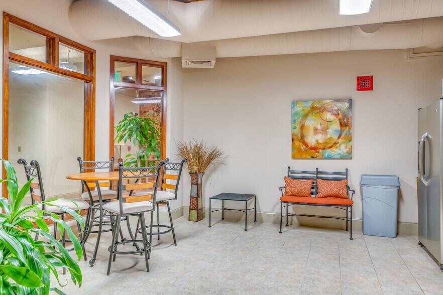 More Photos Of 250-260 Commerce St, Montgomery Medical For Sale