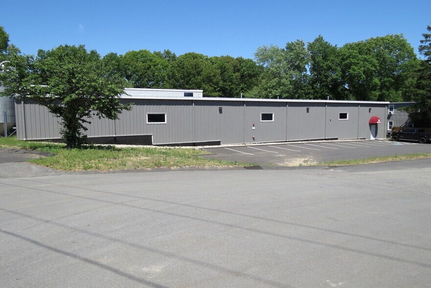 More Photos Of 50 June St, Leominster Industrial For Lease