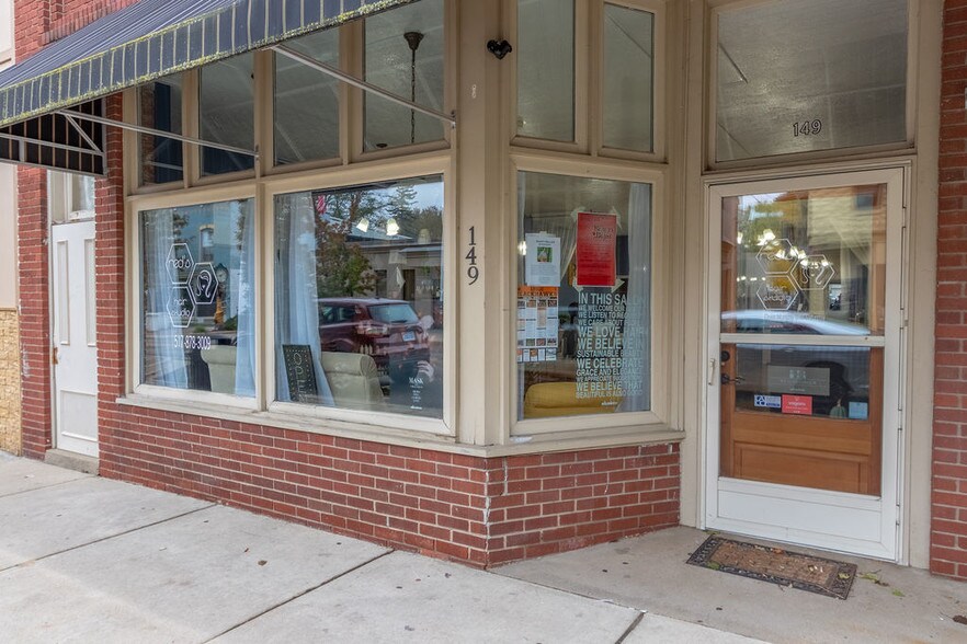 More Photos Of 149-155 S Main St, Leslie Storefront Retail Residential For Sale