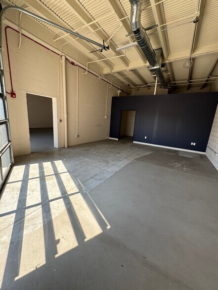 More Photos Of 12621-12631 Larchmere Blvd, Cleveland Apartments For Lease