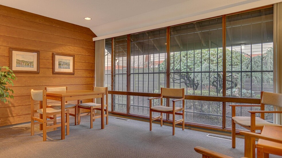 More Photos Of 15012 SE Stark St, Portland Office For Lease