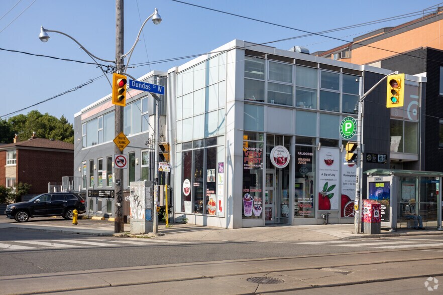 Primary Photo Of 1269-1271 Dundas St W, Toronto Storefront Retail Office For Lease