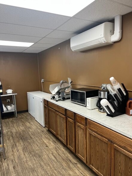 More Photos Of 439 Heffner St, Minersville Restaurant For Sale