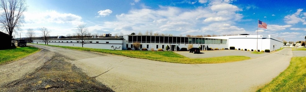 Primary Photo Of 286 Meter St, Punxsutawney Manufacturing For Lease