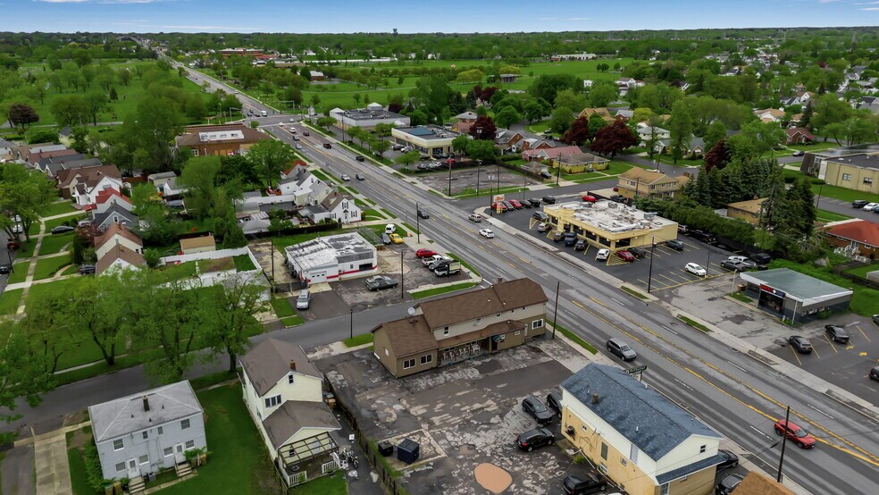 More Photos Of 2794 Harlem Rd, Cheektowaga Storefront Retail Residential For Sale