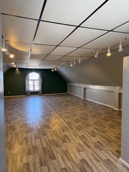 More Photos Of 3537 Vt-100, Waterbury Center Storefront Retail Office For Lease