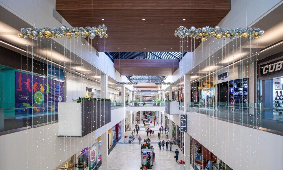 More Photos Of 5060 Montclair Plaza Ln, Montclair Unknown For Lease