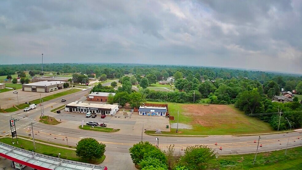 More Photos Of 1724 W State Highway 152, Mustang Land For Sale